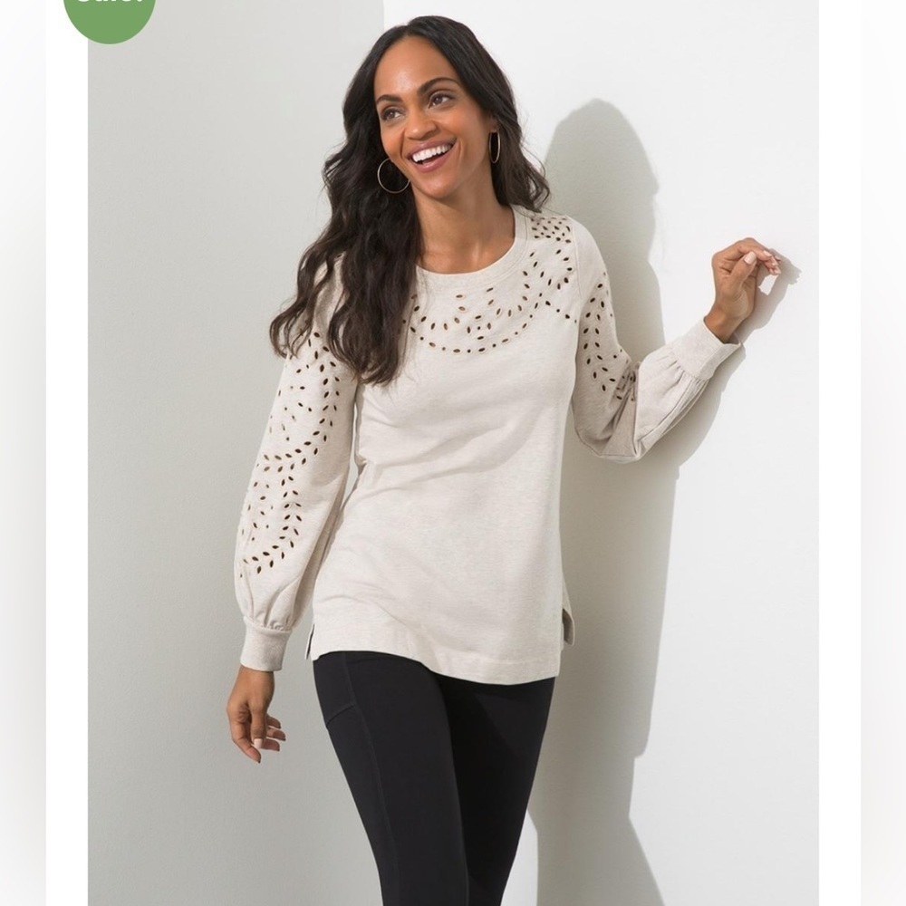 Women’s Chico’s Zenergy French Terry Cutwork Top Natural Tan Heather Size 12/14